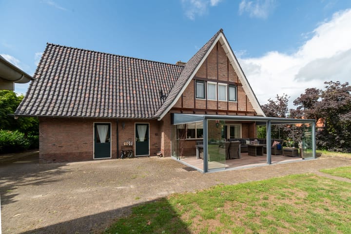 Photo 32 of Reefsweg 5