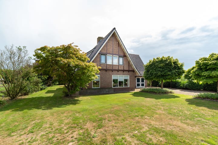 Photo 35 of Reefsweg 5