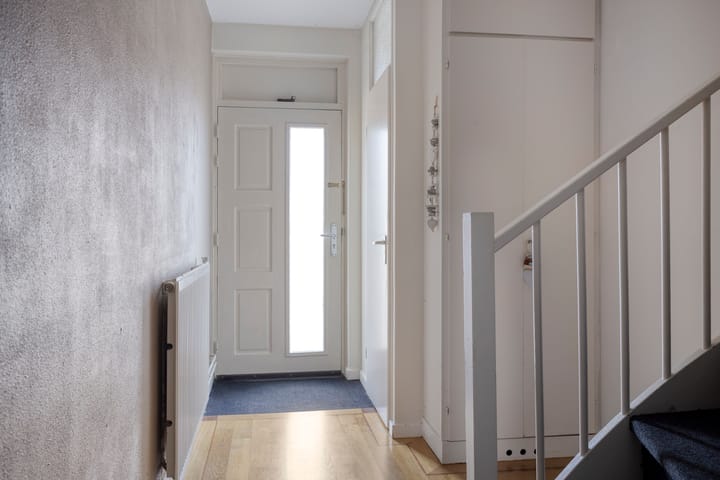 Foto 9 van Burgemeester van Weringstraat 75