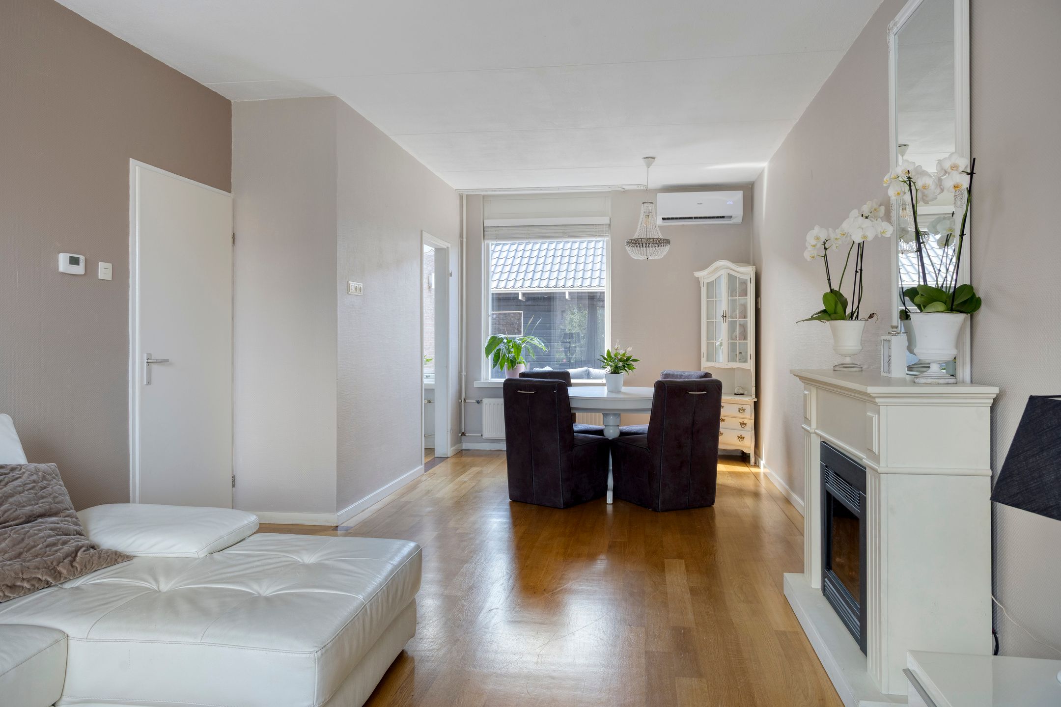 Foto 18 van Burgemeester van Weringstraat 75