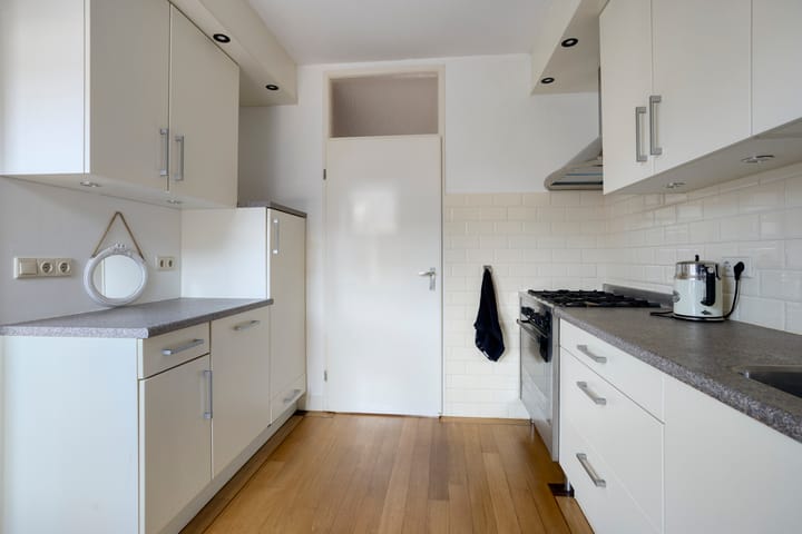 Foto 21 van Burgemeester van Weringstraat 75