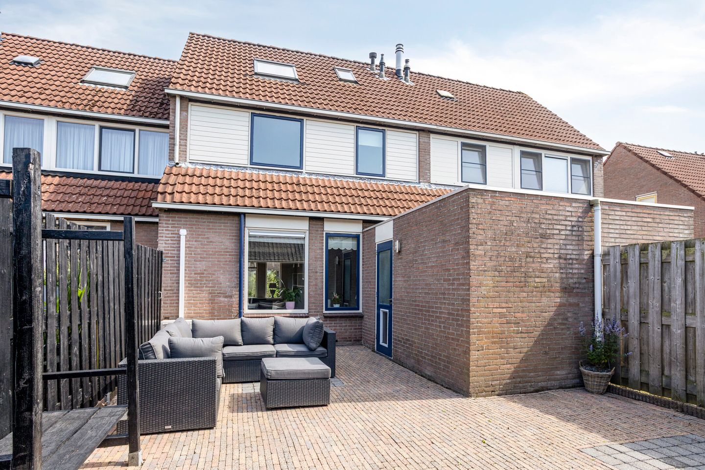 Foto 35 van Burgemeester van Weringstraat 75