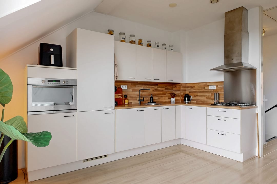 Photo 8 of Bilderdammerweg 84-A