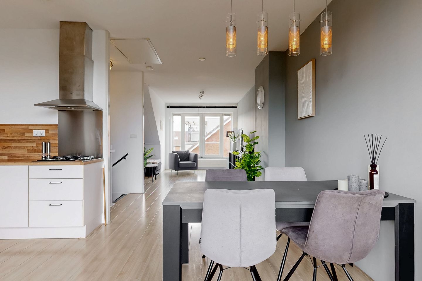 Photo 10 of Bilderdammerweg 84-A