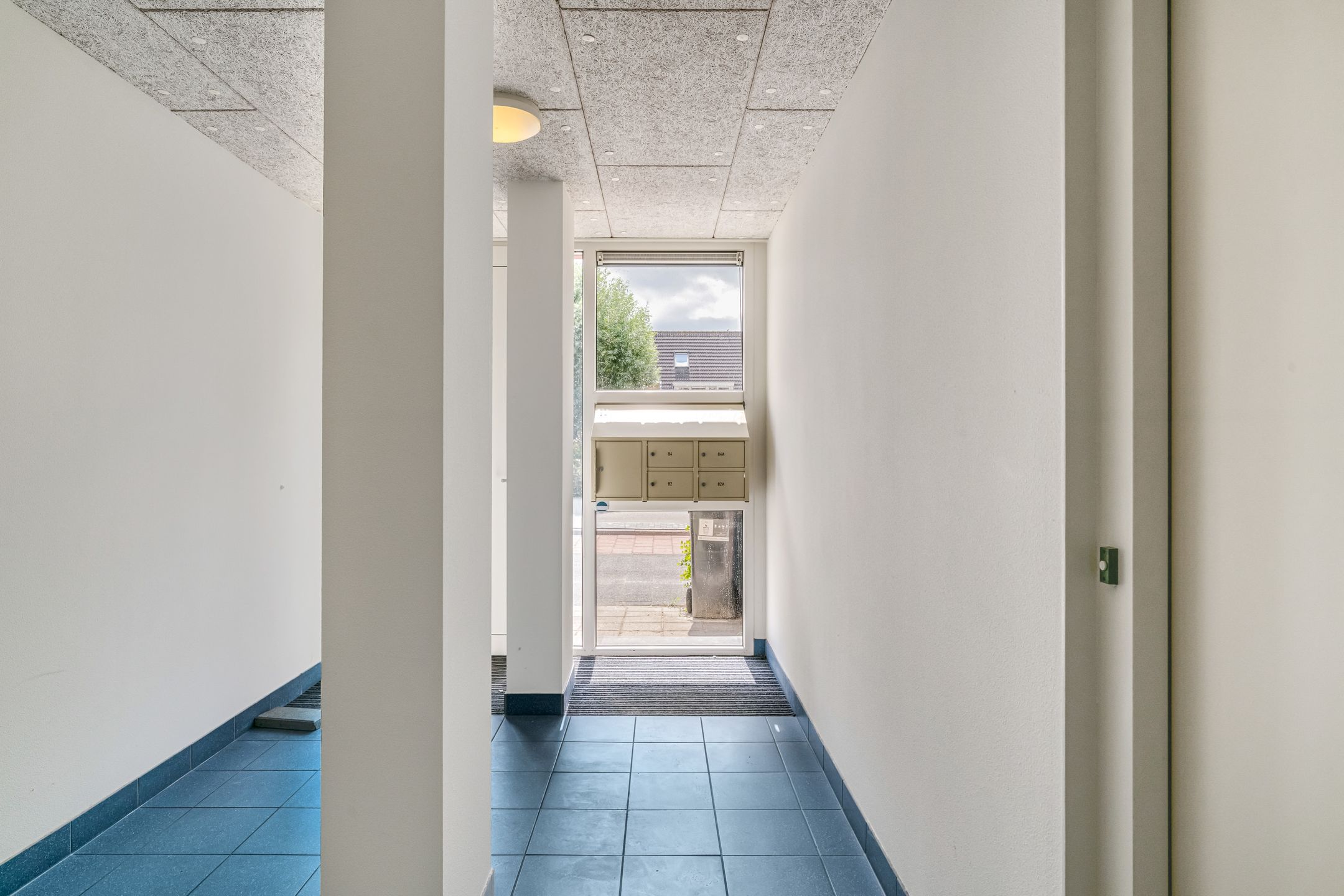 Photo 24 of Bilderdammerweg 84-A