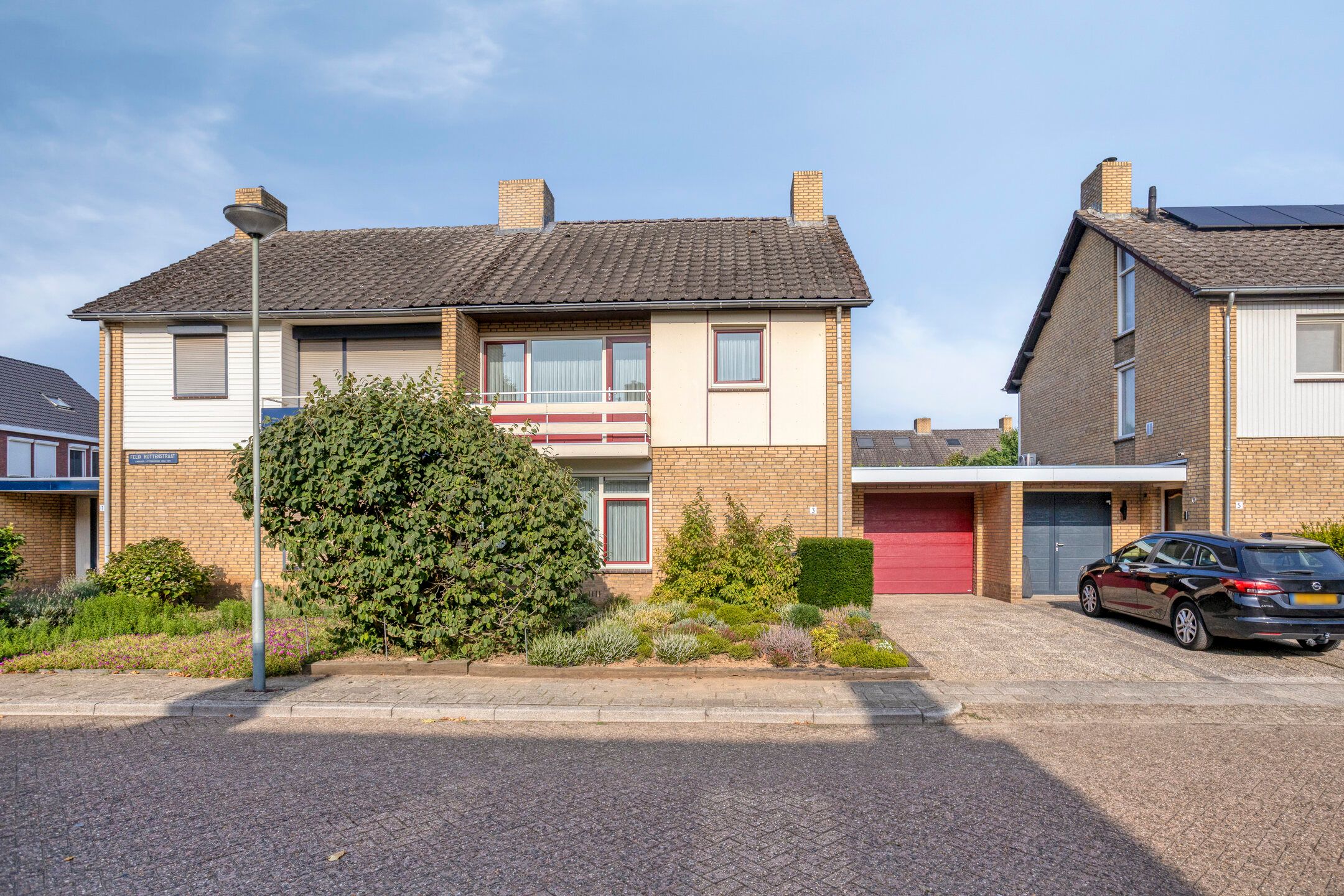 Foto 36 van Felix Ruttenstraat 3