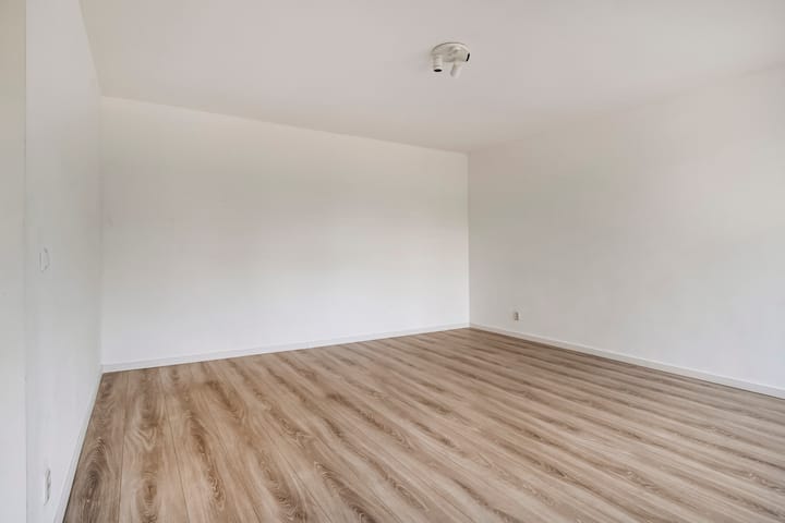 Foto 3 van Bart Verhallenplein 37