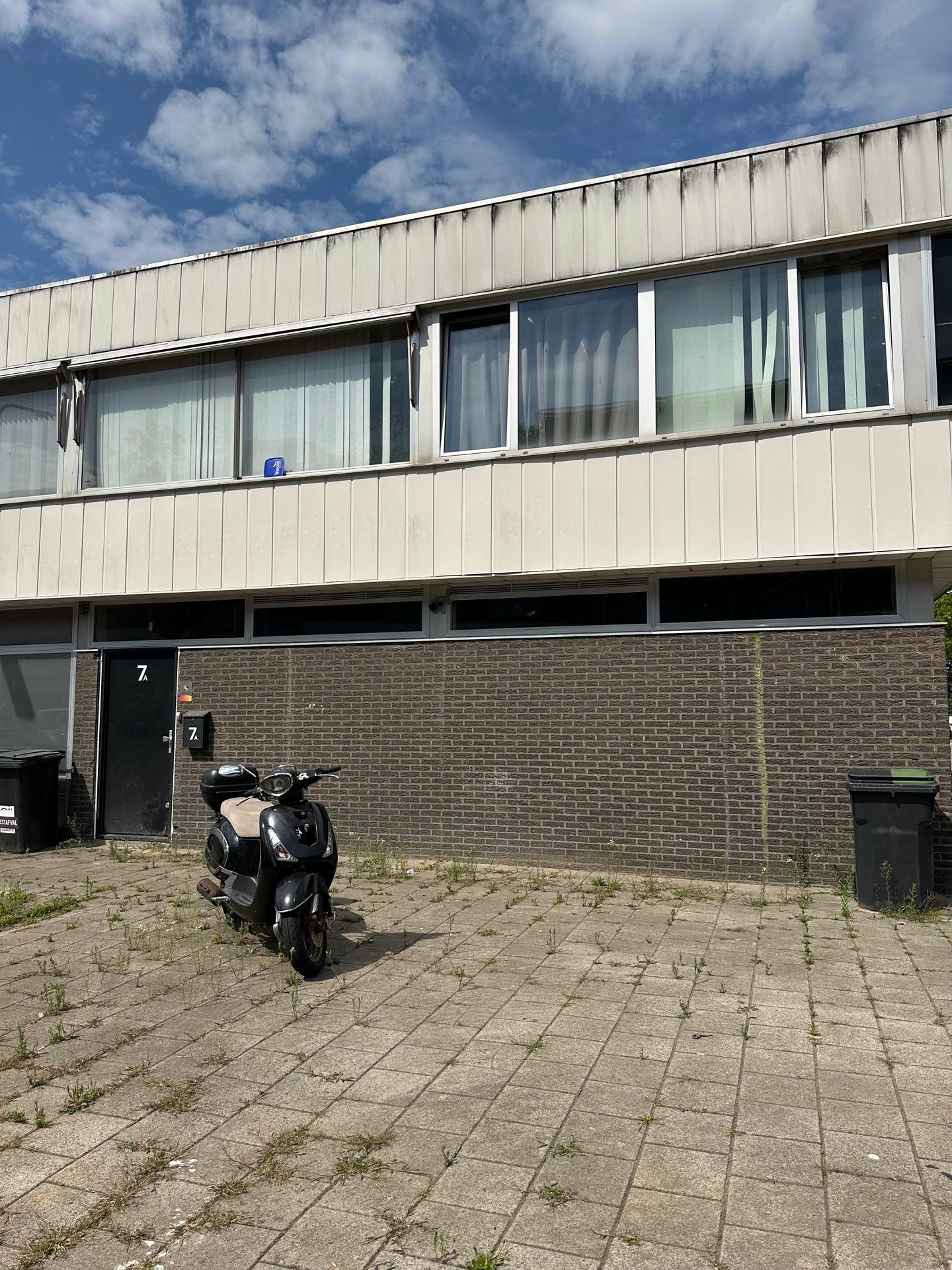 View photo 1 of Reinevaarstraat 7