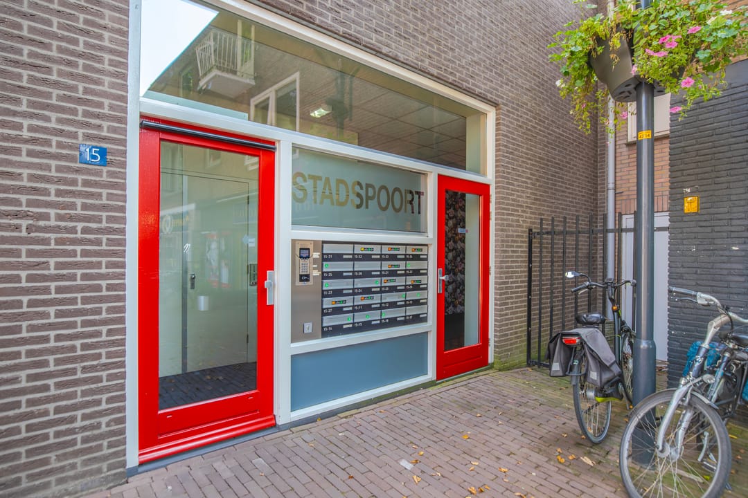 Foto 7 van Raadhuisplein 15-14