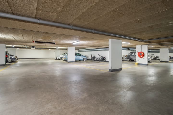 Foto 9 van Raadhuisplein 15-14