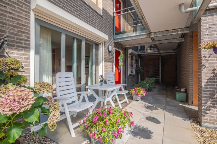 Foto 11 van Raadhuisplein 15-14