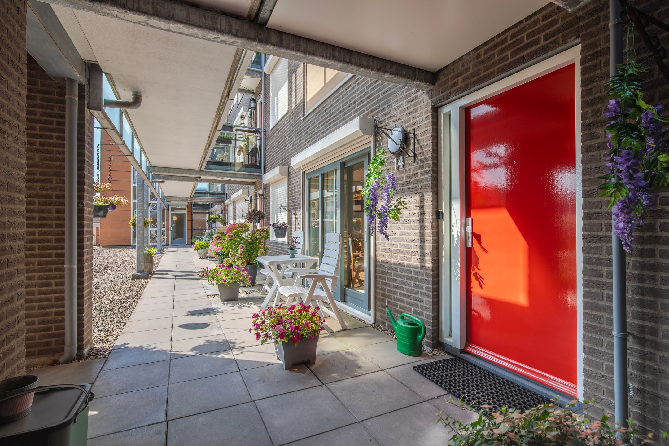 Foto 12 van Raadhuisplein 15-14