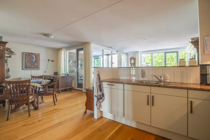 Foto 18 van Raadhuisplein 15-14