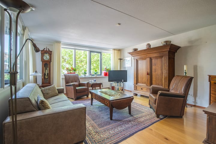 Foto 21 van Raadhuisplein 15-14