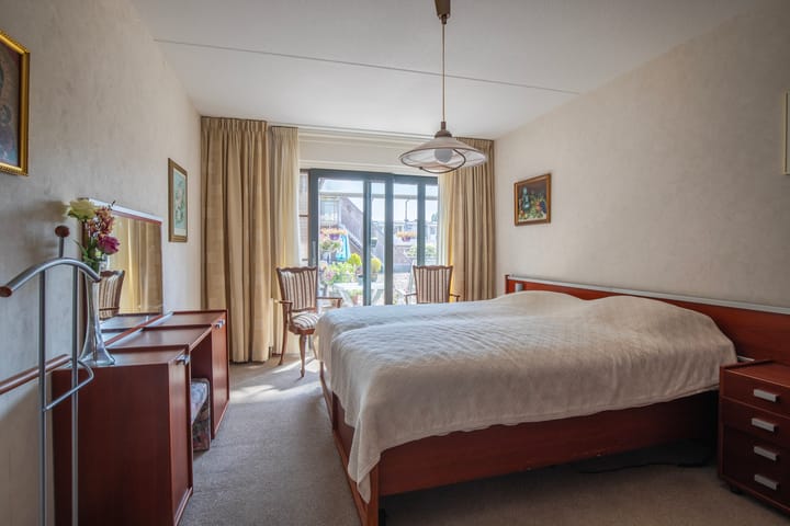 Foto 27 van Raadhuisplein 15-14