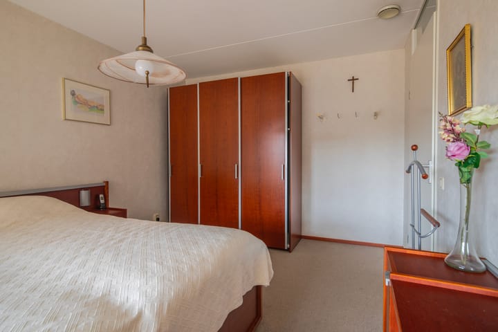 Foto 28 van Raadhuisplein 15-14