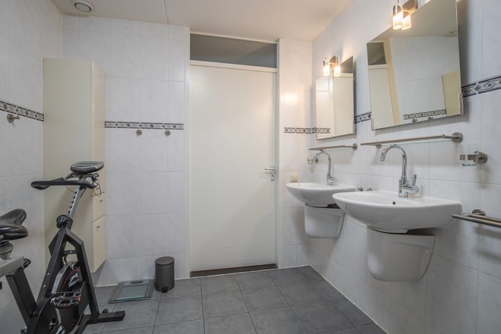 Foto 32 van Raadhuisplein 15-14