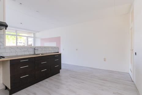 Bastion 381 tertiary image