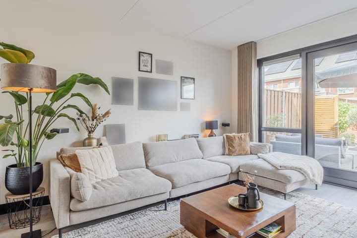 Photo 5 of Petrus Planciusstraat 27