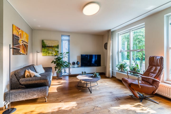 Foto 7 van Ariane 10