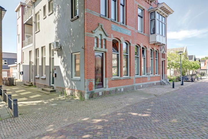 Photo 4 of Dorpsstraat 77-A