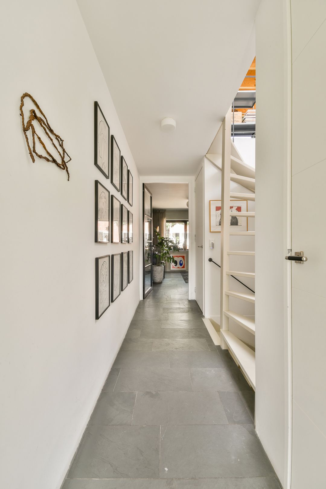 Photo 16 of Alhambralaan 55