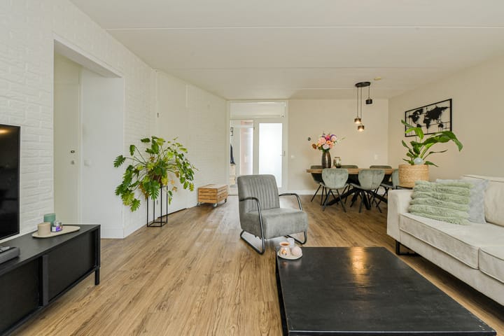 Foto 10 van Buitenerf 175