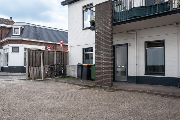 Foto 12 van Molenstraat 2