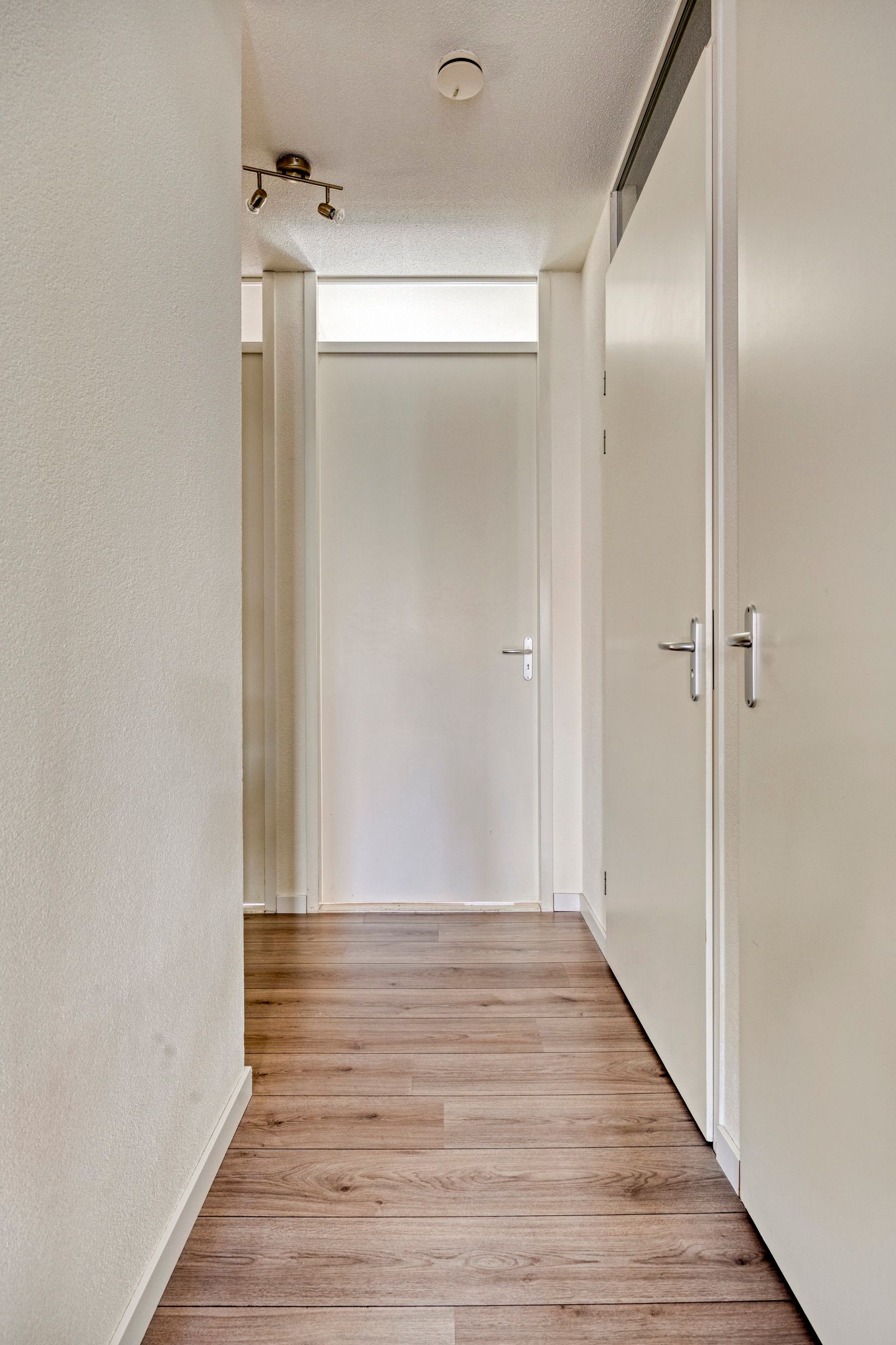 Photo 10 of Damstraat 46-A