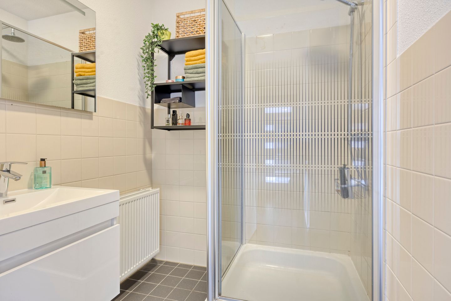 Photo 14 of Damstraat 46-A