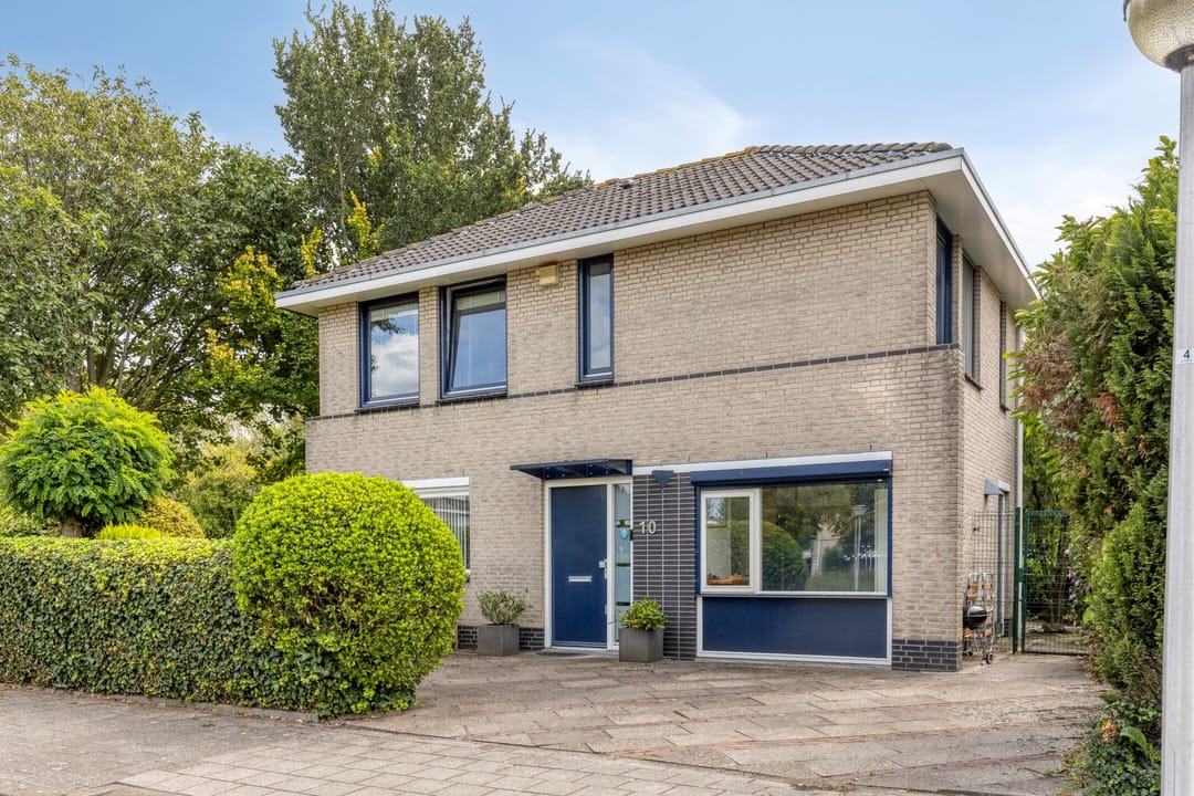 Foto 1 van Brucknerstraat 10