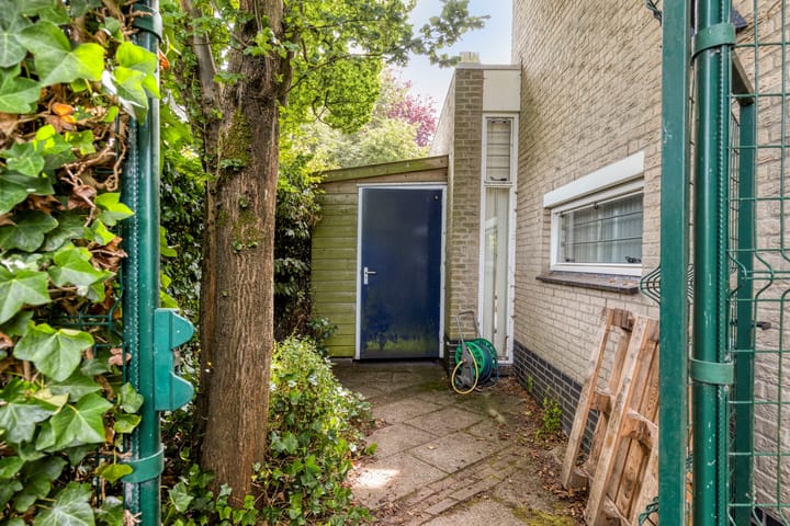 Foto 23 van Brucknerstraat 10