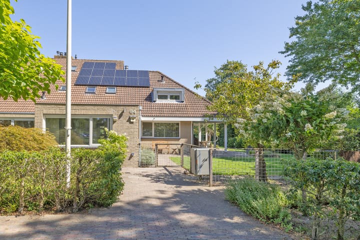 Foto 2 van Wijkplaats 64