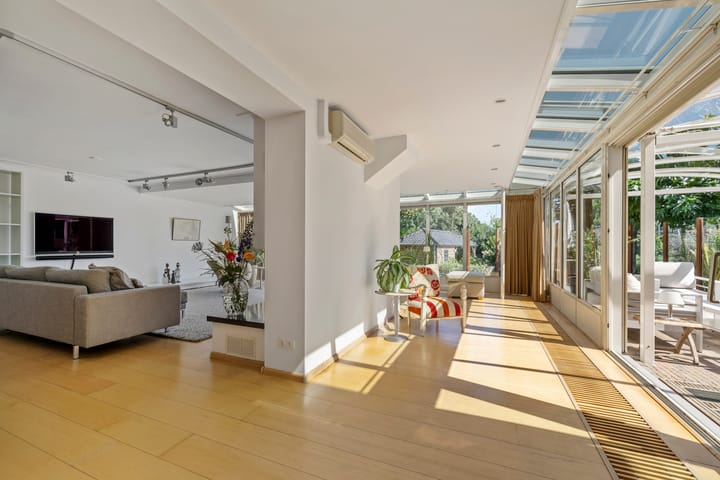 Foto 13 van Wijkplaats 64