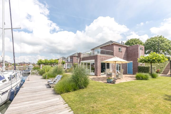 Photo 3 of Suisendijk 14-14