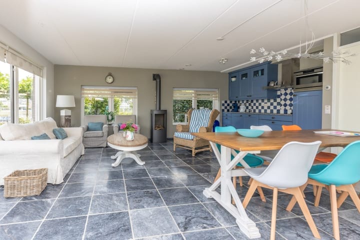 Photo 6 of Suisendijk 14-14