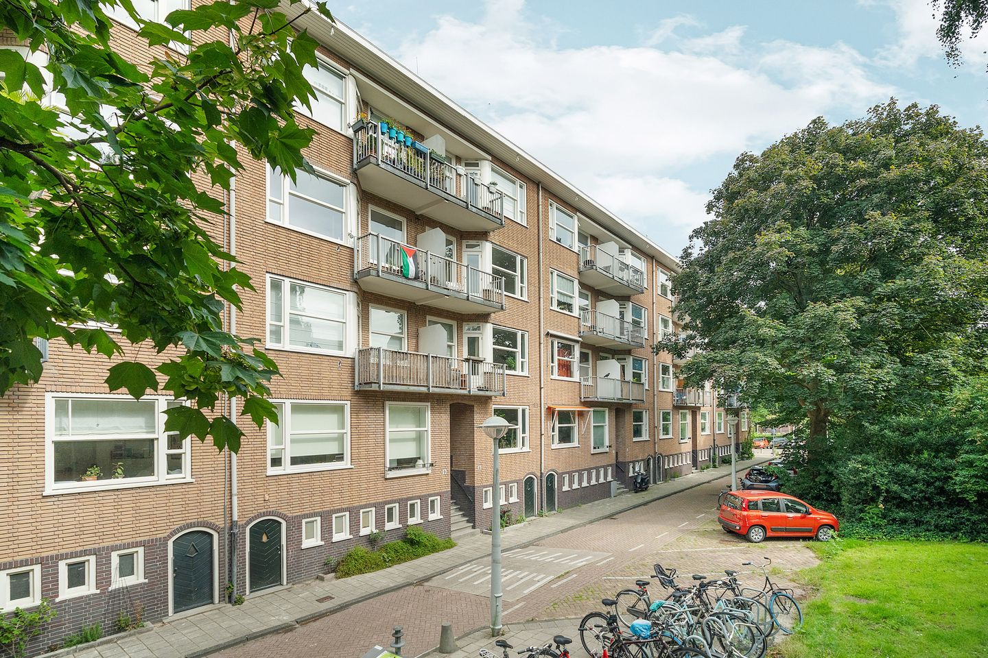 Foto 1 van Theophilusstraat 8-2