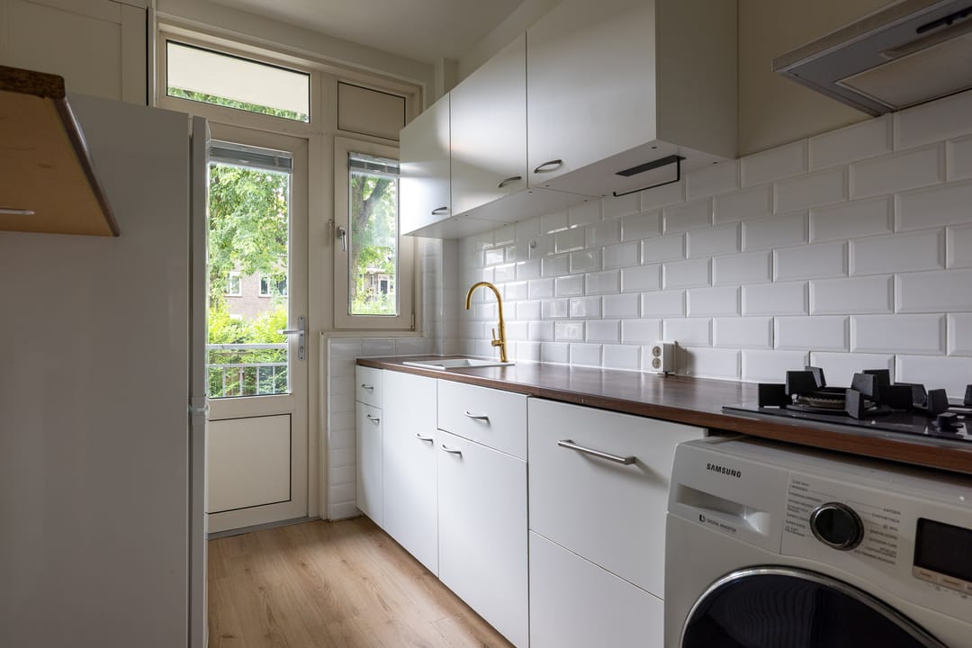 Photo 8 of Carel van Nieveltstraat 19-A