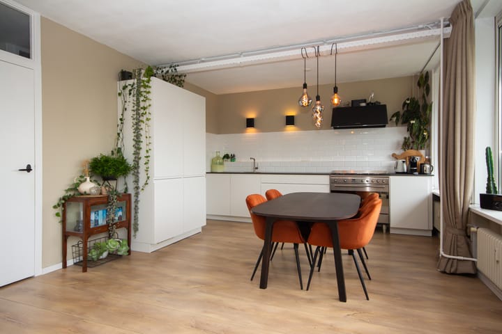 Foto 10 van Telemannstraat 61