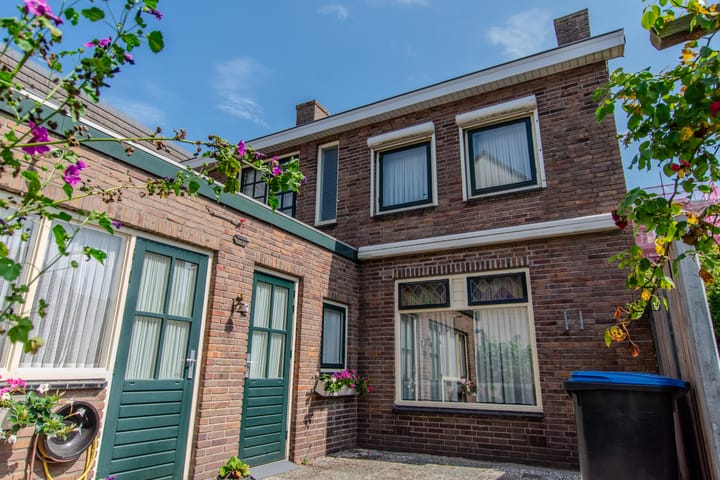 Photo 40 of Bergsestraat 1