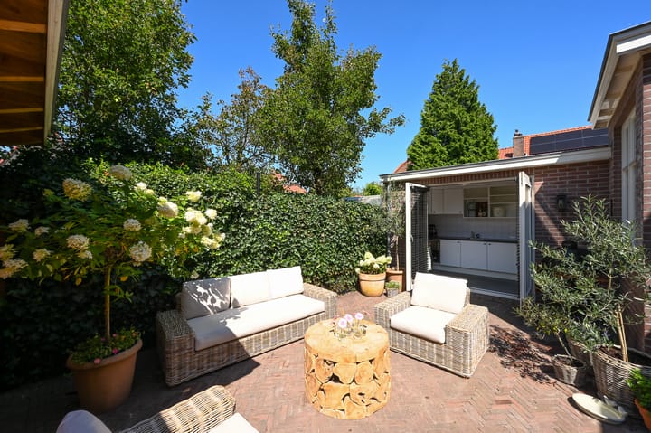 Foto 57 van Rozenlaan 13