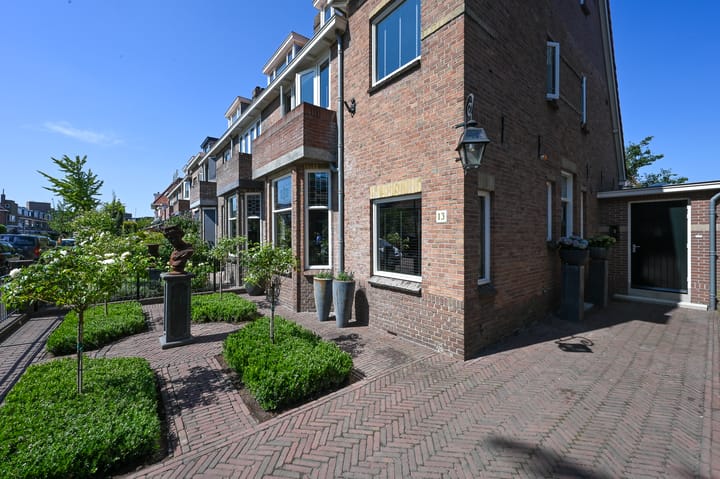 Foto 69 van Rozenlaan 13