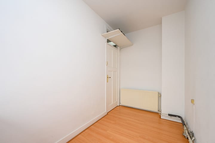 Foto 25 van Linnaeusstraat 156