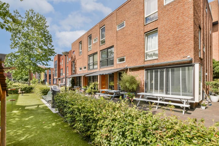 Foto 1 van Alexandrine Tinnehof 9