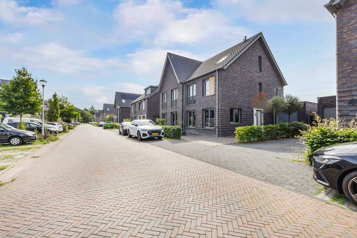 Foto 5 van Zevenaarstraat 51