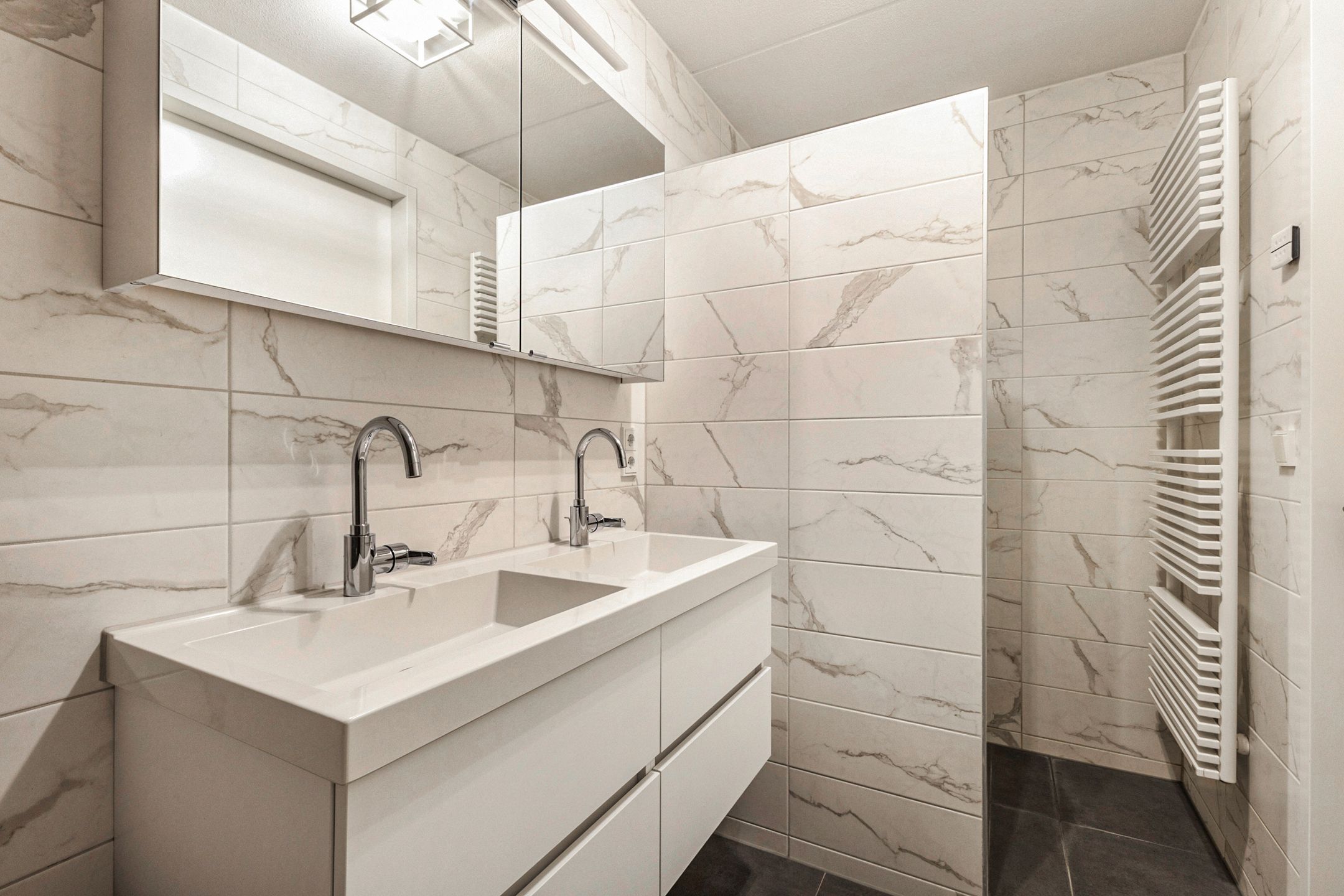 Foto 15 van Zevenaarstraat 51