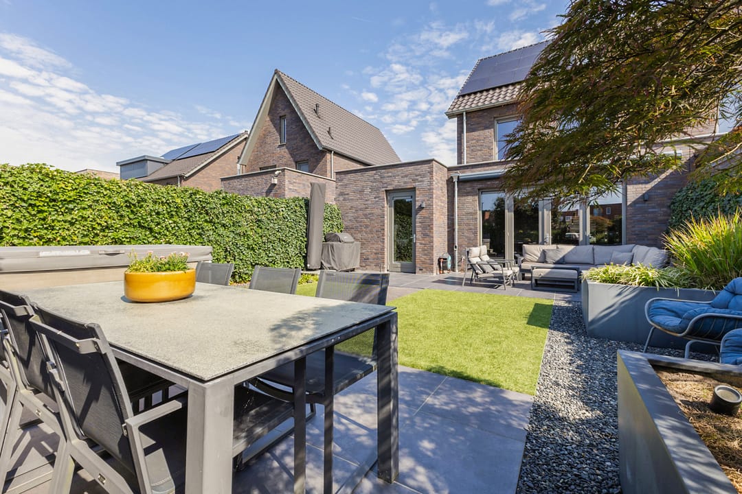 Foto 32 van Zevenaarstraat 51