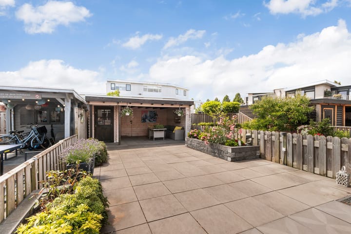 Photo 2 of Mahonie 226