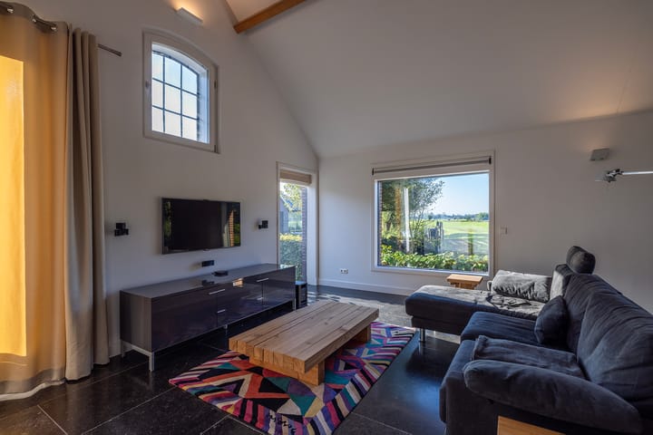 Vrijstaande woning te koop: Wilnisse Zuwe 35, Wilnis