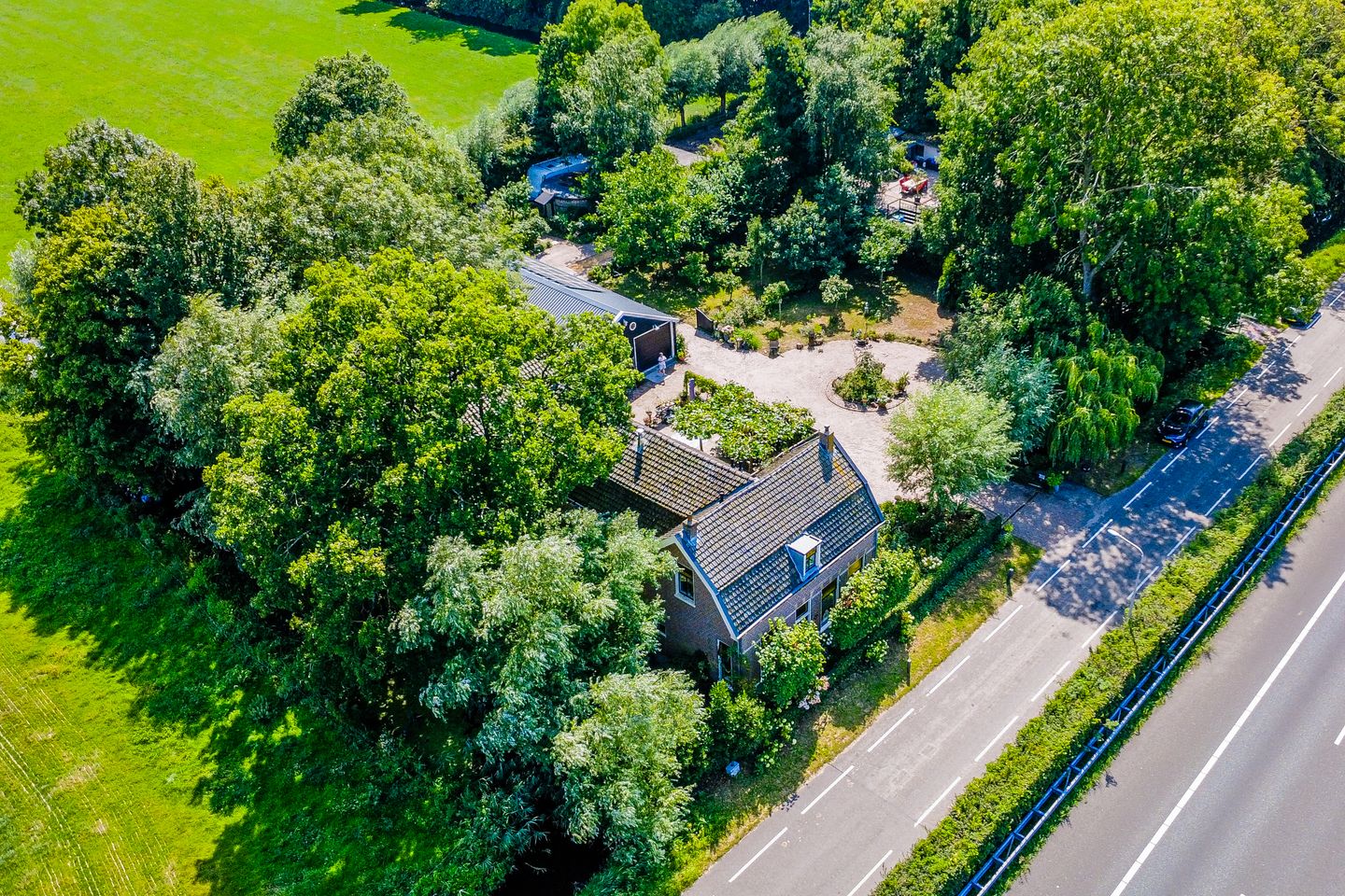 Foto 44 van Rijksstraatweg 225